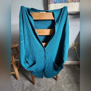 Lightweight sweater cardigan